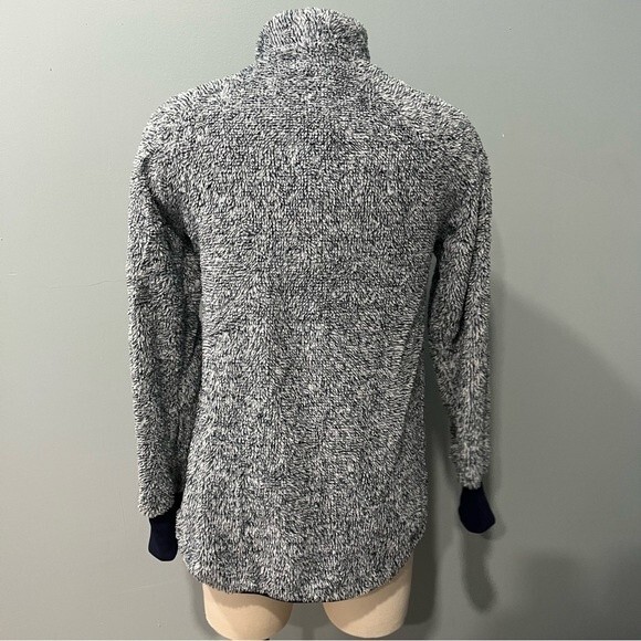 Grey & Navy Blue Color Block Stand Collar Snaps Long Sleeve Fuzzy Pullover Med - Picture 4 of 6